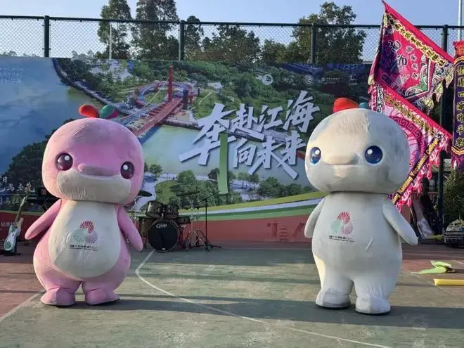 2025江门马拉松正式开赛 江海区全力保障赛事安全进行